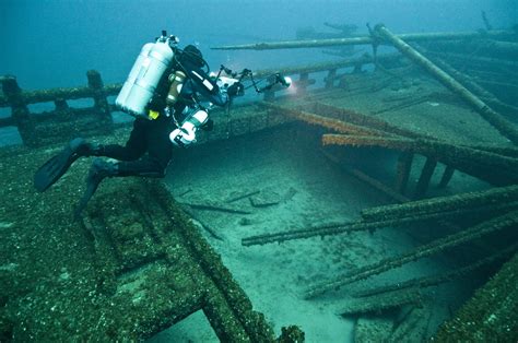 History of Shipwreck Bermuda - Seaberg Pontoon Rentals