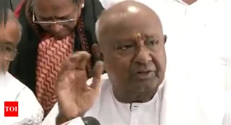 Jd S Deve Gowda S Claim On Kerala Cm S Nod For Jd S Alliance With