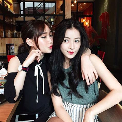 Khi Lo T Hot Girl H Ng U Ch P Nh C Ng Nhau Th N Th I Ai C Ng Xu T S C