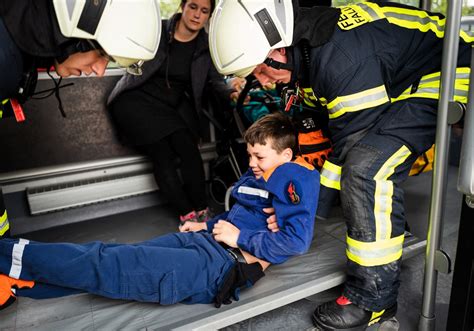 Feuerwehr übt Simulation für den Ernstfall regionalHeute de