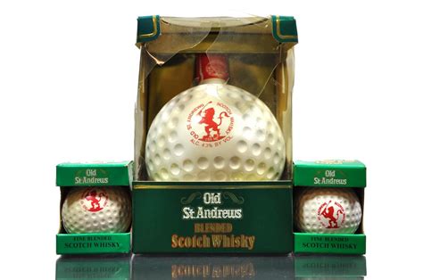 Old St Andrews Golf Ball & 2 Miniatures