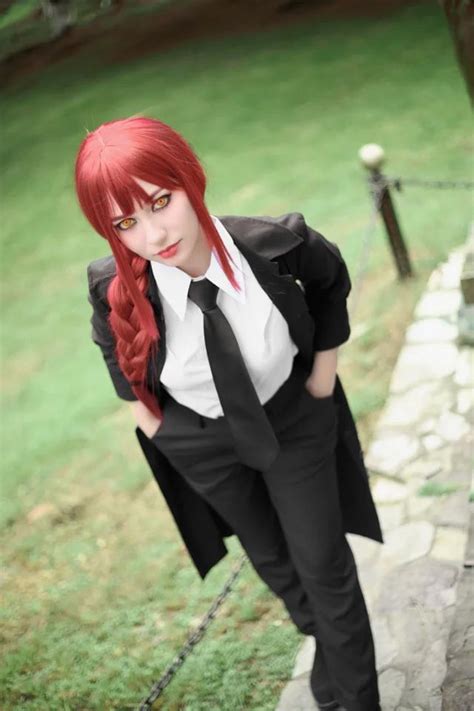 Chainsaw Man's Makima Is Hypnotizing Perfection in Anime-Accurate Cosplay