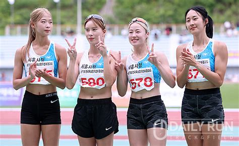 밝고 명랑한 시흥시청 육상 4인방여자 400m 계주 준우승 정선 선수권 육상