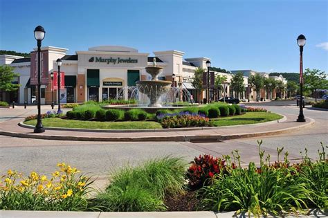 The Promenade Shops at Saucon Valley - Center Valley, PA | Pet Friendly ...