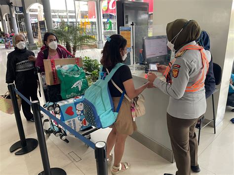 Jumlah Pelanggan Terus Bertambah KAI Ingatkan Kembali Aturan Barang