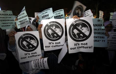 Malaysia Five Men Jailed And Caned For Attempting Gay Sex