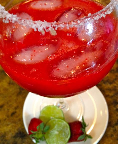 Fresh Strawberry Margaritas - A Southern Soul