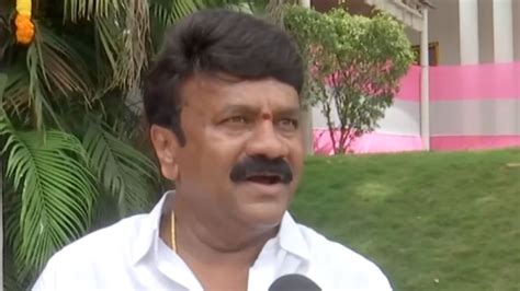 Telangana Minister T Srinivas Backs Cm Kcrs Decision To Not Receive Pm