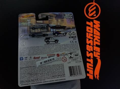 Hot Wheels PREMIUM BOULEVARD GARAGE OF LEGENDS PONTIAC GTO Hobbies Toys Toys Games On