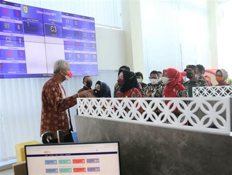 Ganjar Pranowo Resmikan Mall Pelayanan Publik Ke 13 Di Jawa Tengah