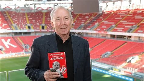 РОМАНЦЕВ НАЧИНАЕТ 🤔... и проигрывает 👊 - YouTube