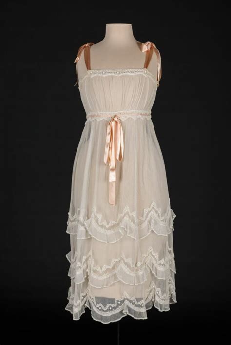 Petite Histoire De La Lingerie F Minine Femme Actuelle Le Mag