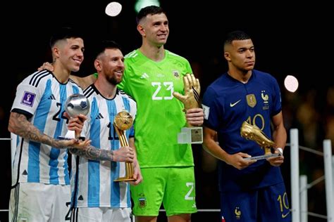 Daftar Penghargaan Piala Dunia Messi Pemain Terbaik Mbappe Top