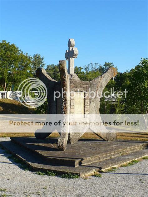 Ontario War Memorials: Glen Williams