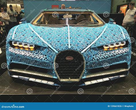 LEGO Technic Bugatti Chiron Editorial Photo - Image of elegant, exhibition: 139661826