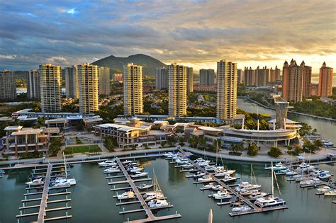 hainan expo preview bustling hainan  trade port cgtn