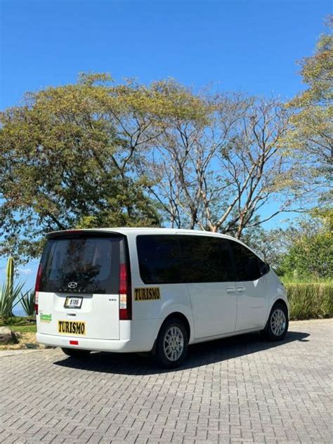 Privater Shuttle La Fortuna Flughafen San José SJO GetYourGuide