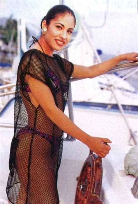 Selena Quintanilla nude pics página