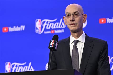 Nba Commissioner Adam Silver Heartbroken Over Jerry Wests Death The Spun