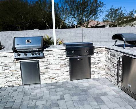 Phoenix Outdoor BBQs & Custom Grills - Hawkeye Landscaping