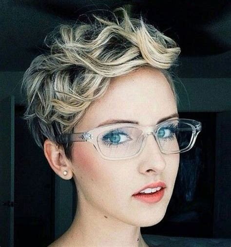 Short Hair Pixie Cut Hairstyle With Glasses Ideas 53 Short Hair Styles