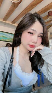 Lộ clip sex Tạ Thanh Nhi thay quần áo trong phòng