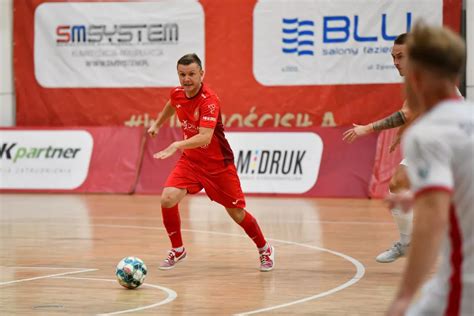 Futsal Przegrana Przed W Asn Publiczno Ci Widzewtomy Oficjalny