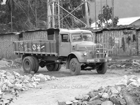 A descendaent of Tata-Mercedes-Benz truck | Tata Motors (whi… | Flickr