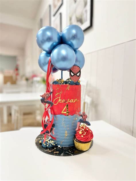 Bespoke Cake Naked Bakes