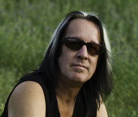 Music-Illuminati.com | Interview: Todd Rundgren