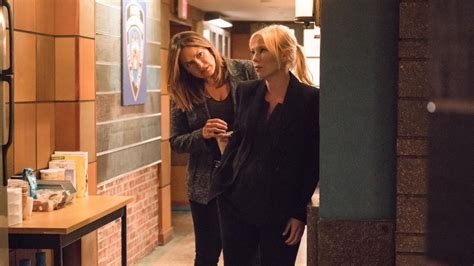 Law And Order Svu Tributo De Mariska Hargitay A Kelli Giddish Entristece A Los Fans Vader