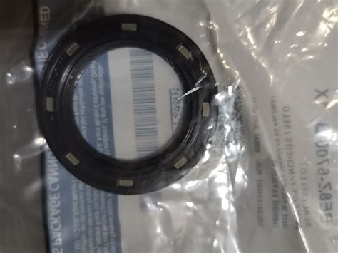 Сальник коленвала передний 1473807 Focus1/Focus2/Fiesta/Fusion 1.4-1.6L ...