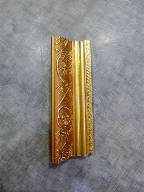 30 Mm Golden Wooden Frame Molding At Rs 220 Piece Frame Molding In