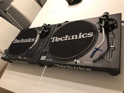 Pair Technics 1210 MK2 In Kilwinning North Ayrshire Gumtree