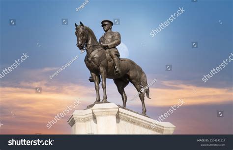 5 437 Atatürk statue Görseli Stok Fotoğraflar ve Vektörler Shutterstock