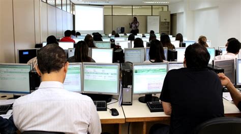 Servidores das 21ª a 39ª Varas de Salvador seguem treinando o PJe JT