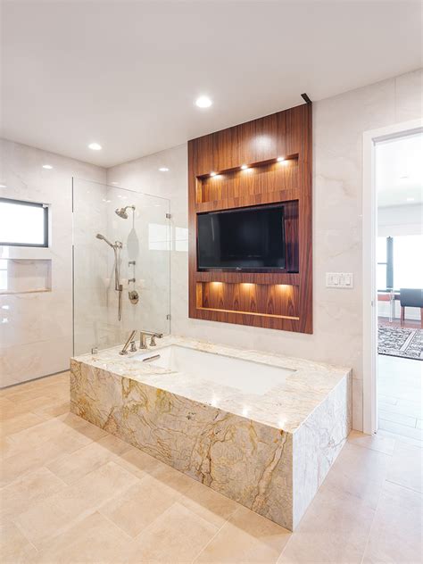 A Bathroom Remodel with Peace of Mind - Hawaii Home + Remodeling