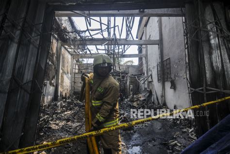 Kebakaran Bengkel Di Warakas Renggut Lima Nyawa Penghuni Republika Online