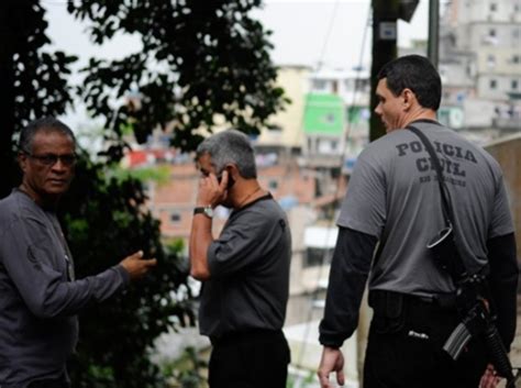 Mundo Positivo Polícia Faz Operação Para Prender 50 Pessoas Em 3