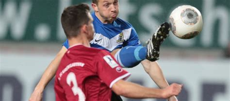 Sv Eintracht Trier E V In Unterzahl Zwei Treffer Kassiert Und