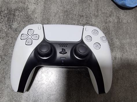 PS5 Controller white., Video Gaming, Gaming Accessories, Controllers on ...