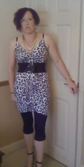 Hotlegs From Sheffield Is A Local Granny Looking For Casual Sex Dirty Granny