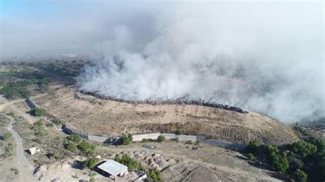 Día Cuatro Así Luce El Incendio Del Basurero De Mineral De La Reforma