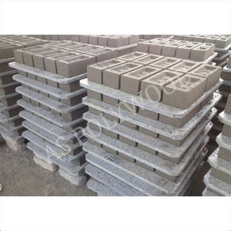 Recycle Plastic Fly Ash Brick Pallets Size Customized At Best Price In