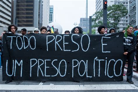 Marcha da Consciência Negra reafirma resistência e homenageia Marielle