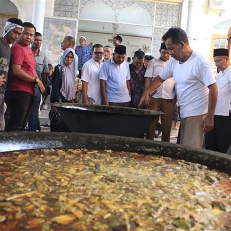 Kuah Beulangong Tradisi Kuliner Malam Nuzulul Qur An Di Aceh