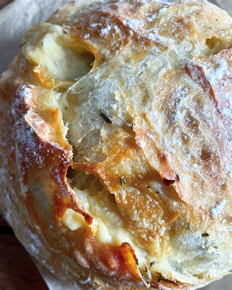 No Knead Rosemary Parmesan Artisan Bread Harvest And Nourish