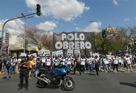 Caos En Centro Porteño Movilización De Piqueteros En La 9 De Julio Y