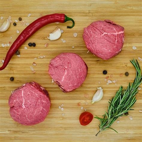Pin by Stepan Soltys on Мясо - ТОМАГАВК | Meat, Food, Salami