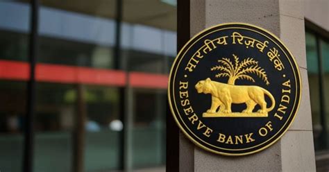 Rbi Stops Kotak Mahindra Bank From Issuing New Credit Cards Onboarding